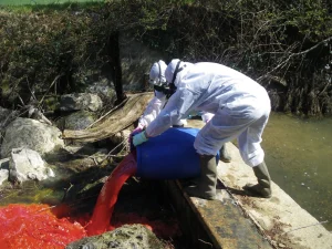 tracage cours d eau deversement colorant traceur toxique 1